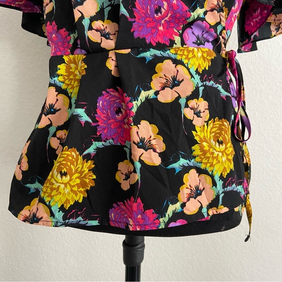 Topshop Floral Cinch And Flare Wrap Blouse With Flutter Sleeves Size 6 - Picture 8 of 11
